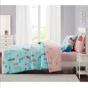 Full size bedding set, Olivia & Finn